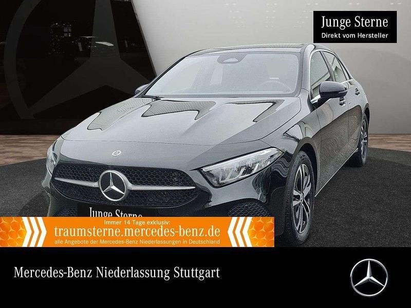 Schwarz Gebraucht 2024 Mercedes A200 Progressive Limousine | 24.361 € (Superpreis) - Bild 1/3