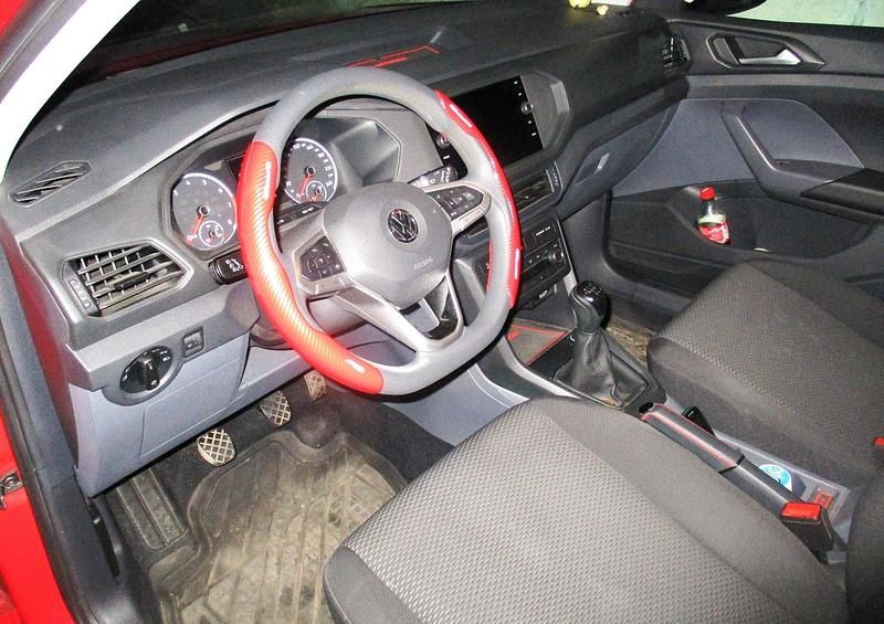 Gebraucht VW T-Cross 95 PS (69 kW) 2020 Rot SUV