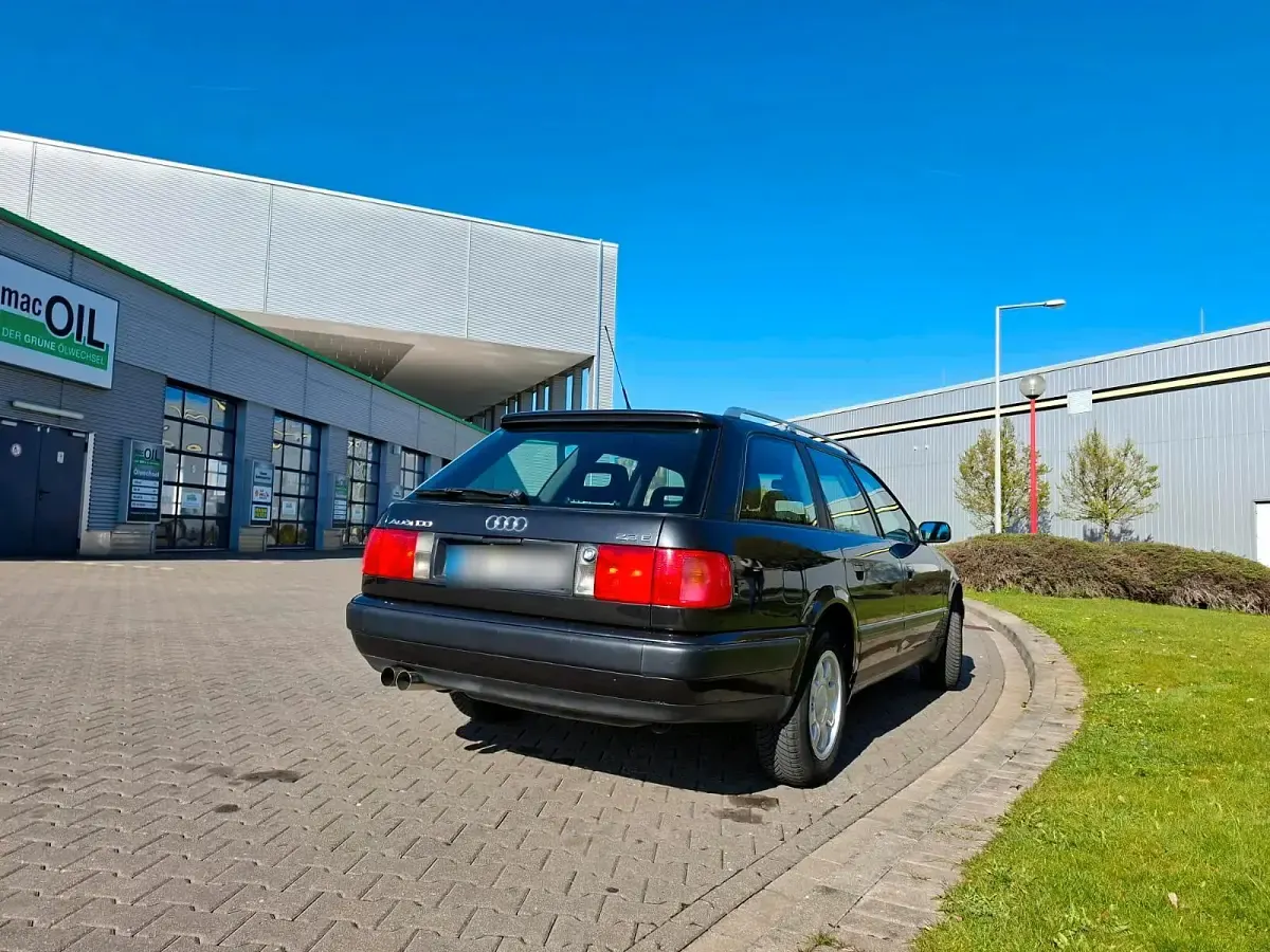 Gebraucht Audi 100 133 PS (97 kW) 1994 Schwarz Kombi