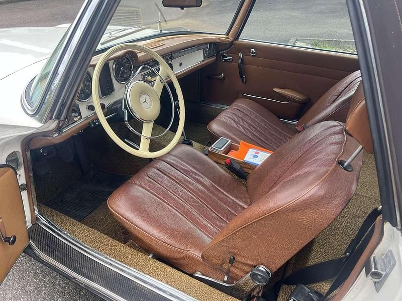 Gebraucht Mercedes W113 150 PS (110 kW) 1964 Weiß Cabrio