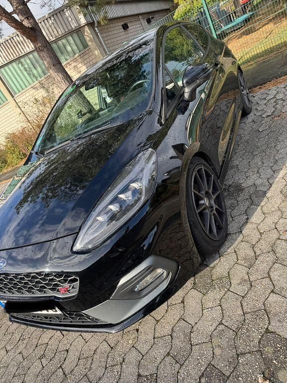 Schwarz Gebraucht 2018 Ford Fiesta ST Kleinwagen | 12.400 € (Guter Preis) - Bild 1/4