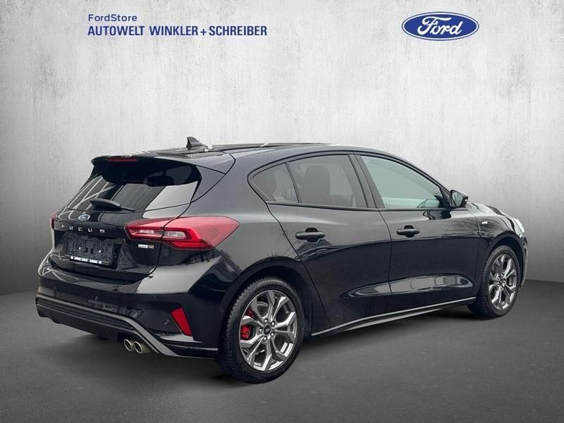 Gebraucht Ford Focus ST-Line 125 PS (91 kW) 2023 Schwarz Limousine