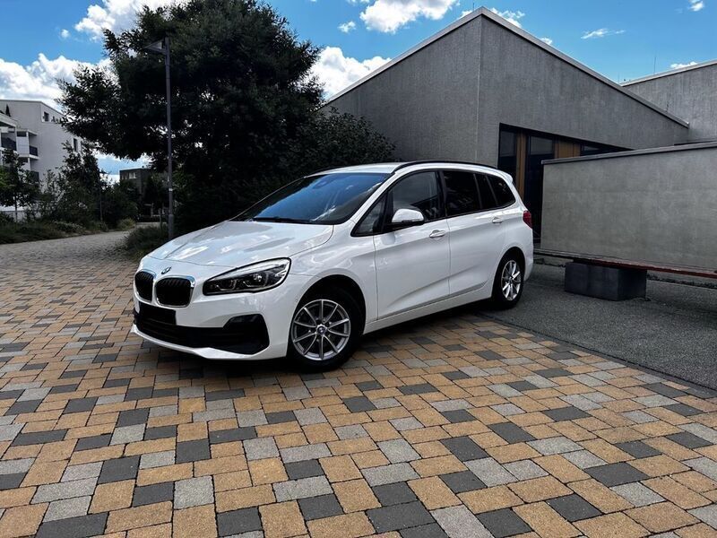 Weiß Gebraucht 2019 BMW 216 Gran Tourer Advantage Van / Kleinbus | 19.700 € (Fairer Preis) - Bild 1/4