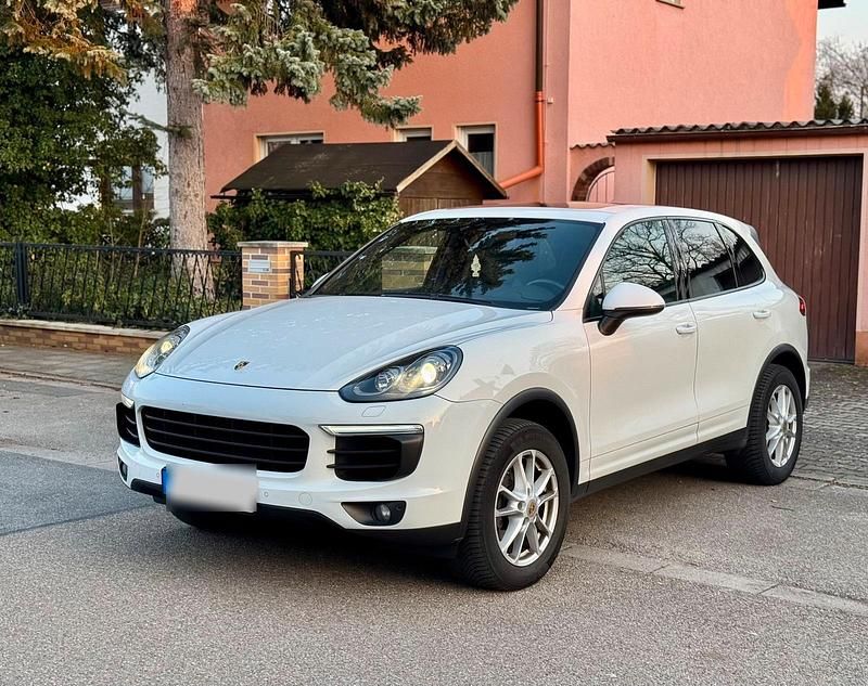 Gebraucht Porsche Cayenne 262 PS (192 kW) 2015 Weiß SUV