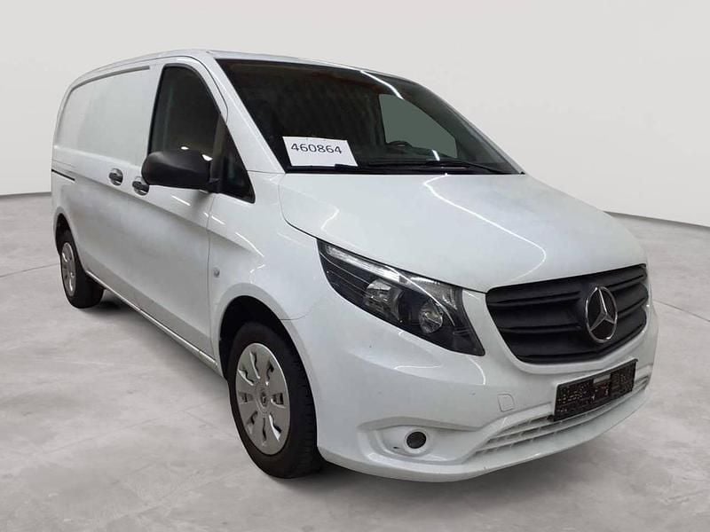 Arktisweiß Gebraucht 2021 Mercedes Vito Van / Kleinbus | 23.490 € (Superpreis) - Bild 1/4