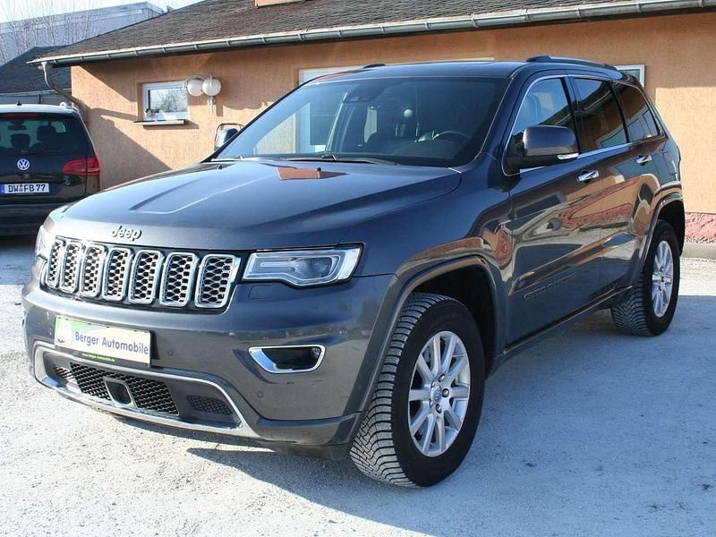 Gebraucht Jeep Grand Cherokee Overland 250 PS (183 kW) 2017 Granite crystal SUV