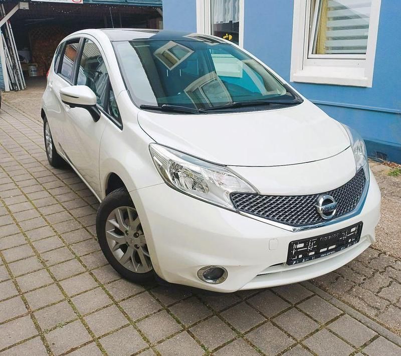 Gebraucht Nissan Note Acenta 80 PS (58 kW) 2013 Weiß Kleinwagen