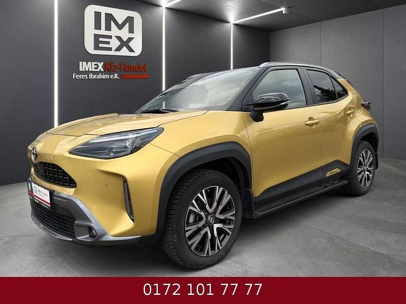 Gold Gebraucht 2021 Toyota Yaris Cross SUV | 23.500 € (Fairer Preis) - Bild 1/4