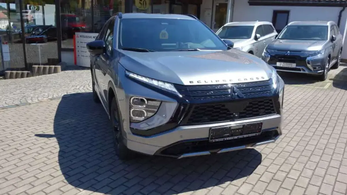 Gebraucht Mitsubishi Eclipse Cross Select 188 PS (138 kW) 2022 Grau SUV