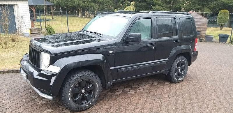 Gebraucht Jeep Cherokee Limited 213 PS (156 kW) 2008 Schwarz SUV