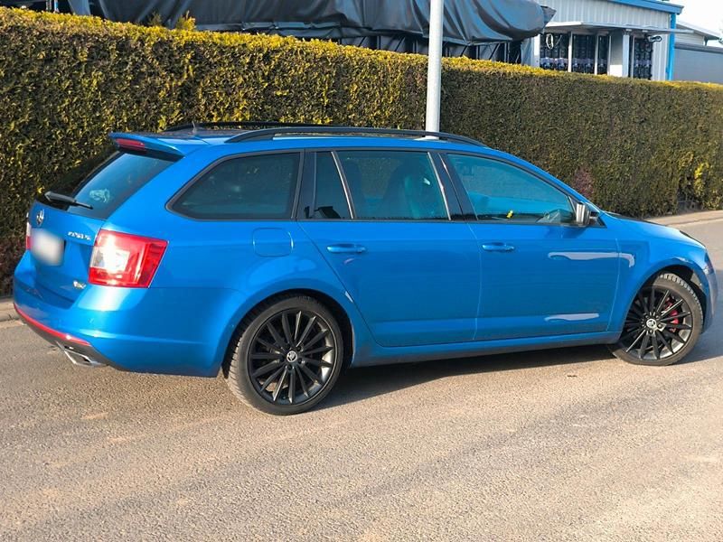 Gebraucht Skoda Octavia RS 184 PS (135 kW) 2016 Blau Kleinwagen
