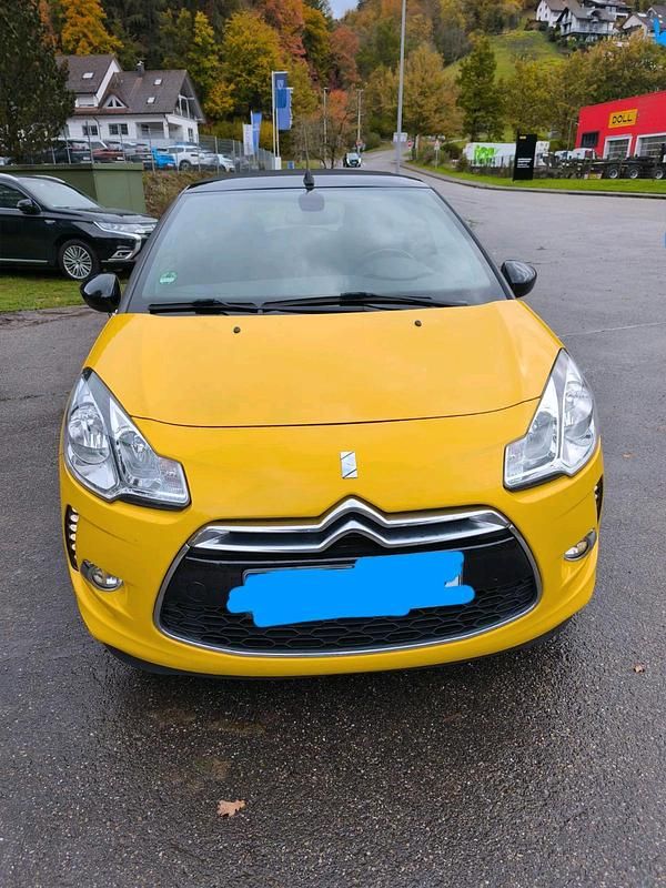Gebraucht Citroën DS3 Cabriolet 120 PS (88 kW) 2013 Gelb Cabrio