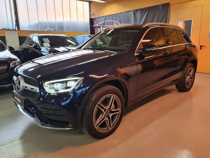 Gebraucht Mercedes GLC300e AMG 194 PS (142 kW) 2021 Blau SUV