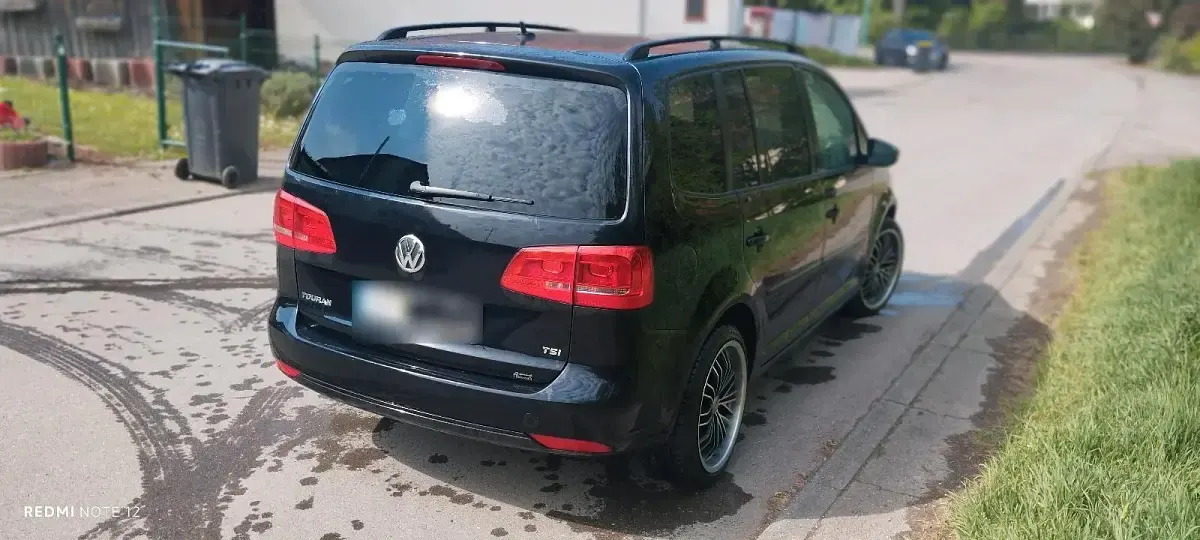 Gebraucht VW Touran 140 PS (102 kW) 2011 Schwarz Van / Kleinbus