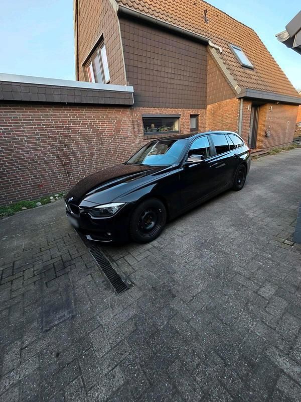 Gebraucht BMW 320 163 PS (119 kW) 2016 Schwarz Kombi