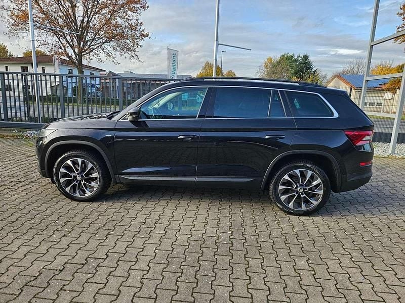 Schwarz Gebraucht 2021 Skoda Kodiaq Drive SUV | 22.999 € (Superpreis) - Bild 1/4