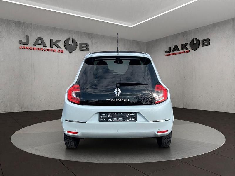 Gebraucht Renault Twingo Techno 60 kW (82 PS) 2023 Weiß Kleinwagen