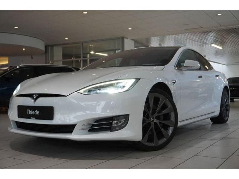 Gebraucht Tesla Model S 344 kW (469 PS) 2019 Pearl white multicoat Kleinwagen