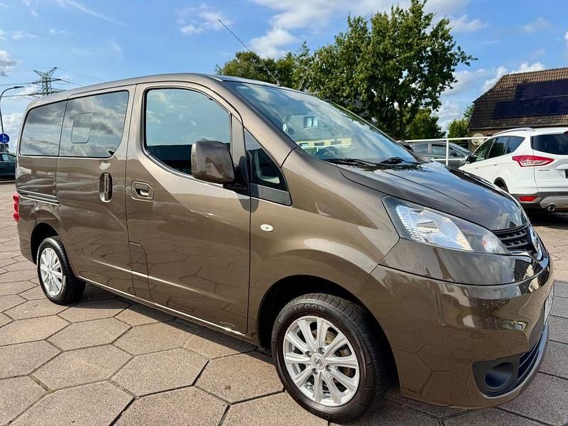 Gebraucht Nissan Evalia Tekna 110 PS (80 kW) 2017 Braun Van / Kleinbus