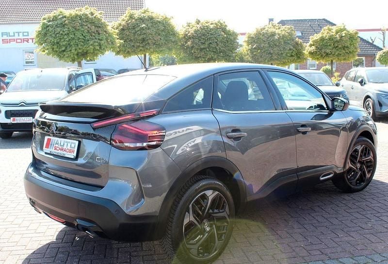 Gebraucht Citroën C4 Shine 131 PS (96 kW) 2022 Grau Limousine