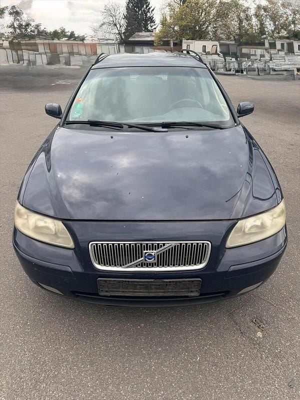 Gebraucht Volvo V70 136 PS (100 kW) 2005 Blau Kombi