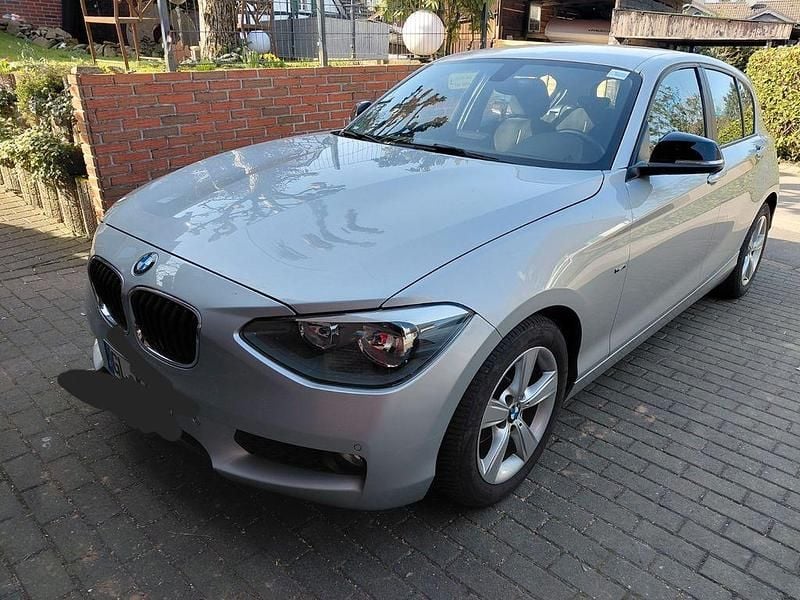Gebraucht BMW 116 Sport Line 116 PS (85 kW) 2012 Silber Kleinwagen