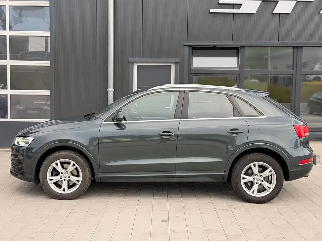 Gebraucht Audi Q3 Sport 179 PS (131 kW) 2017 Grün SUV