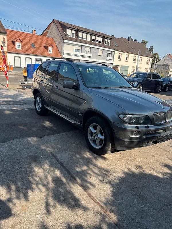 Grau Gebraucht 2006 BMW X5 SUV | 7.499 € (Fairer Preis) - Bild 1/4