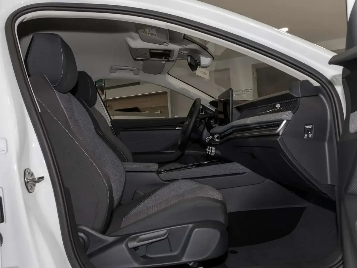 Ny Skoda Superb Selection 204 HK (150 kW) 2025 Hvid Sedan