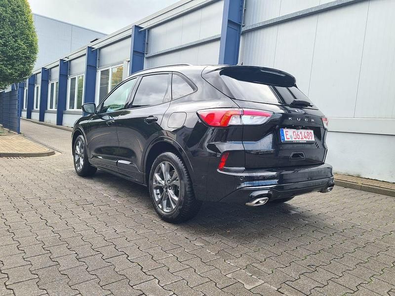 Gebraucht Ford Kuga ST-Line X 150 PS (110 kW) 2023 Schwarz SUV