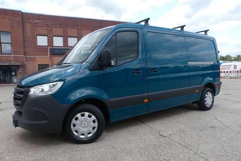 Grün Gebraucht 2018 Mercedes Sprinter Van | 20.950 € (Superpreis) - Bild 1/4