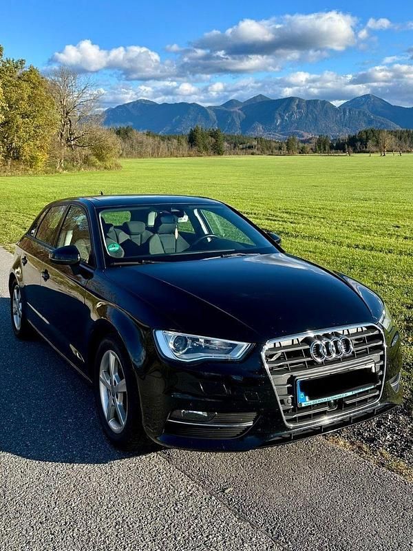 Schwarz Gebraucht 2016 Audi A3 S-Line Kombi | 14.500 € (Guter Preis) - Bild 1/4