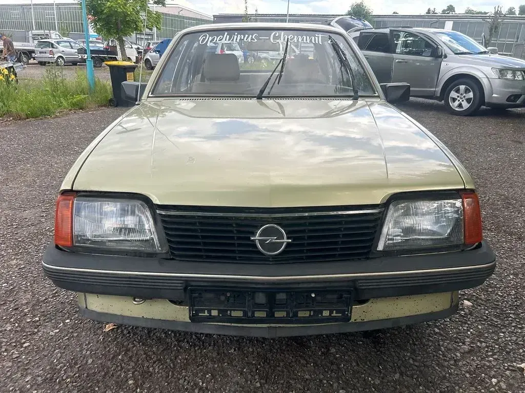 Gebraucht Opel Ascona 116 PS (85 kW) 1984 Grün Limousine