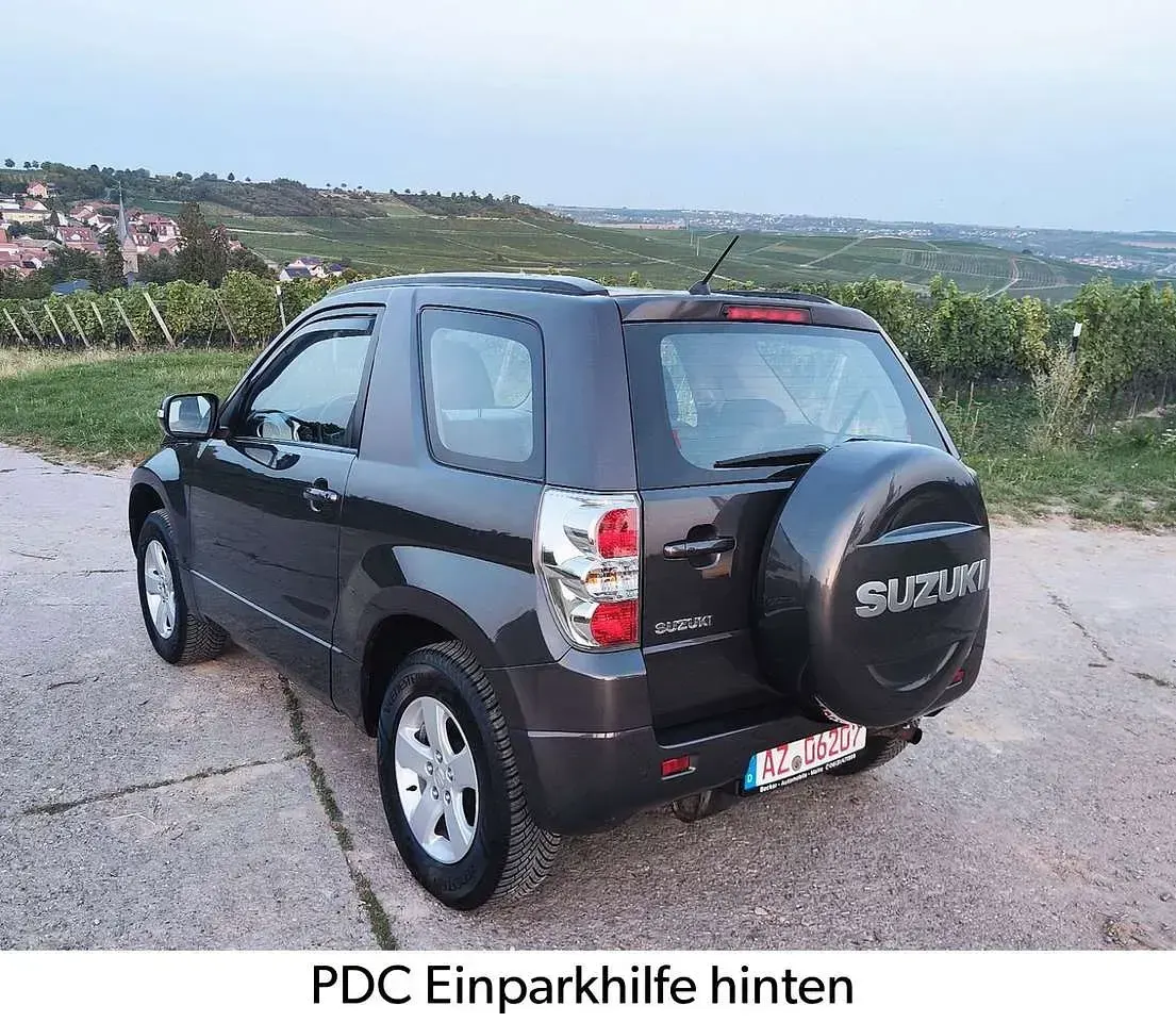 Gebraucht Suzuki Grand Vitara Comfort 166 PS (122 kW) 2014 Grau SUV
