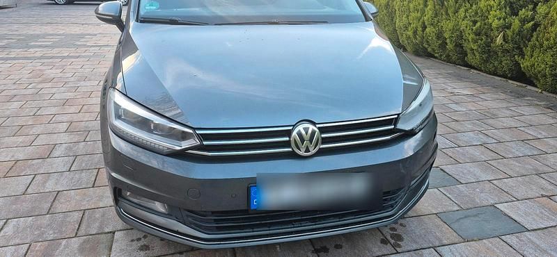 Gebraucht VW Touran 116 PS (85 kW) 2017 Grau Van / Kleinbus