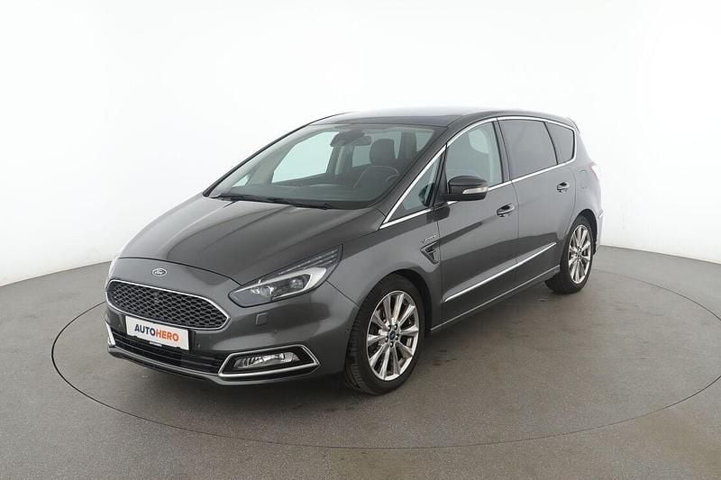 Grau Gebraucht 2018 Ford S-MAX Vignale Van / Kleinbus | 22.470 € - Bild 1/3