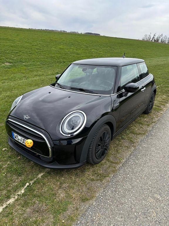 Gebraucht Mini ONE 102 PS (75 kW) 2021 Schwarz Kleinwagen