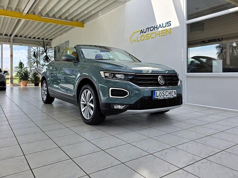 Grün Gebraucht 2021 VW T-Roc Cabriolet Style Cabrio | 25.990 € (Guter Preis) - Bild 1/4