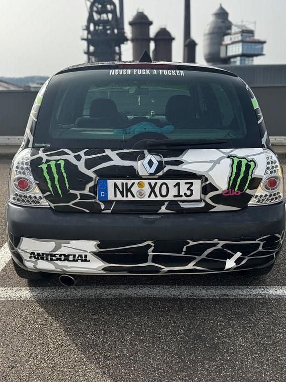 Gebraucht Renault Clio II 75 PS (55 kW) 2003 Silber Limousine