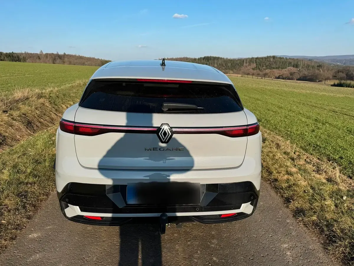 Gebraucht Renault Megane E-Tech Techno 161 kW (220 PS) 2022 Grau Limousine