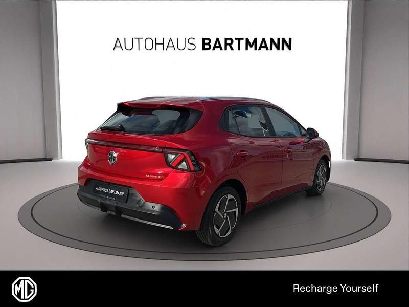 Neu MG MG4 EV Comfort 117 kW (160 PS) 2026 Diamond red Kleinwagen