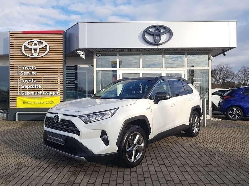 Novaweiß perleffekt Gebraucht 2021 Toyota RAV4 Hybrid Team SUV | 29.390 € (Guter Preis) - Bild 1/4