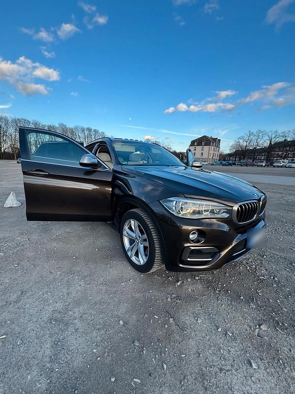 Gebraucht BMW X6 258 PS (189 kW) 2015 Braun SUV