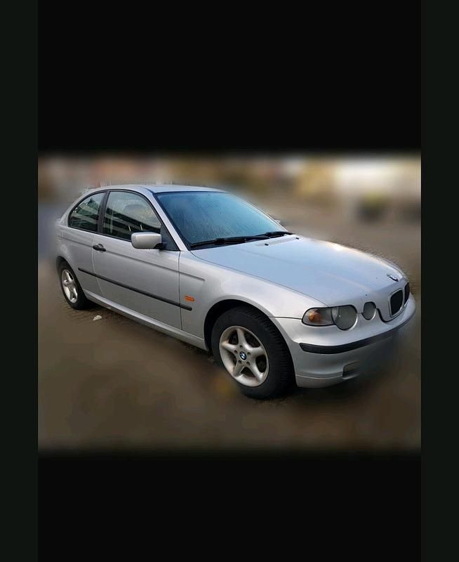 Gebraucht BMW 316 Compact 116 PS (85 kW) 2003 Silber Kleinwagen