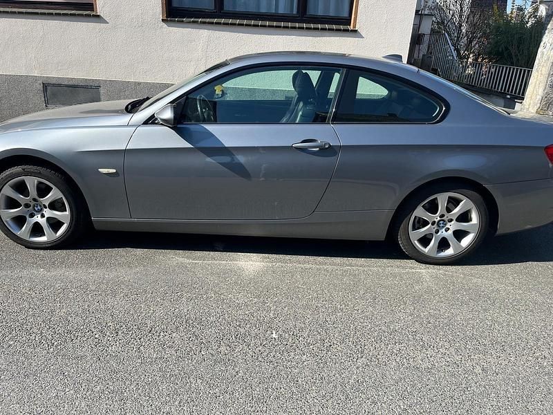 Gebraucht BMW 320 2008 Coupé
