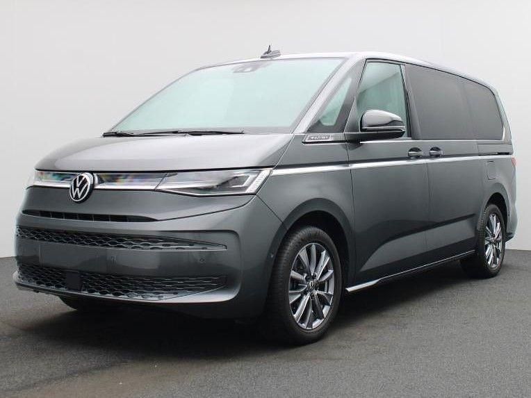 Gebraucht VW Multivan Style 150 PS (110 kW) 2025 Grau Van
