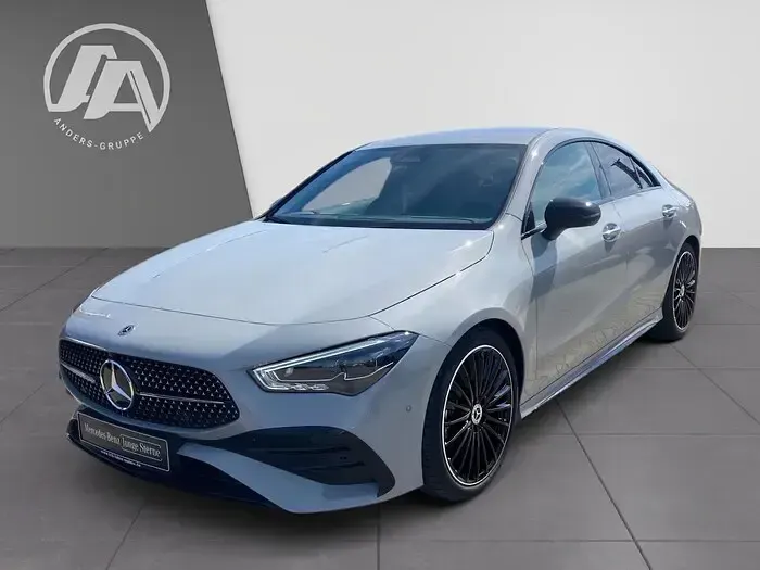 Gebraucht Mercedes CLA200 AMG 163 PS (119 kW) 2025 Alpingrau Coupé
