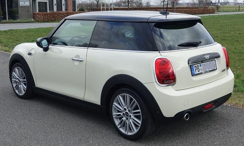 Second-hand Mini Cooper 136 CP (100 kW) 2019 Alb Hatchback