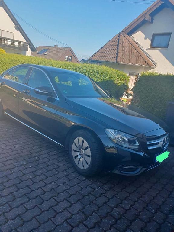 Schwarz Gebraucht 2014 Mercedes C180 Limousine | 12.200 € (Guter Preis) - Bild 1/4