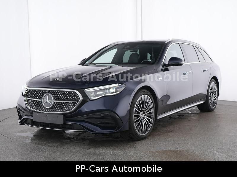 Blau Gebraucht 2025 Mercedes E300 AMG Line Premium Plus Limousine | 63.750 € (Etwas zu teuer) - Bild 1/4